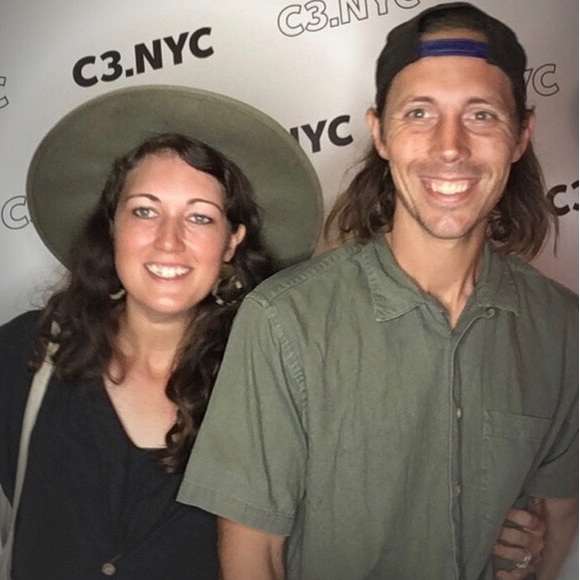 Meet your Poshers - Picture 1 of 6